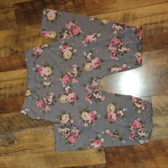 2 Pairs of Fleece Floral Leggings - Picture 3 of 4